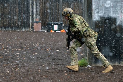 DVIDS - Images - U.S. Army Special Forces Weapons Training [Image 6 of 10]