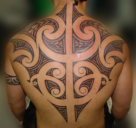 Body Art World Tattoos: Maori Tattoo Art and Traditional Maori Tattoos