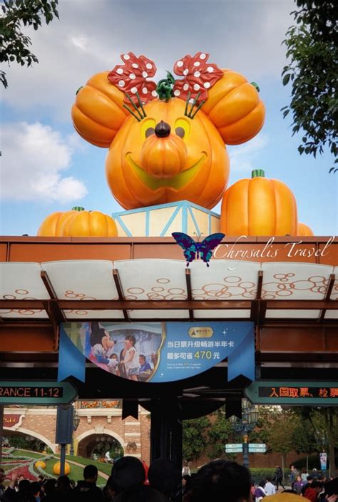 Daytime Halloween Delights at Shanghai Disneyland - LaughingPlace.com