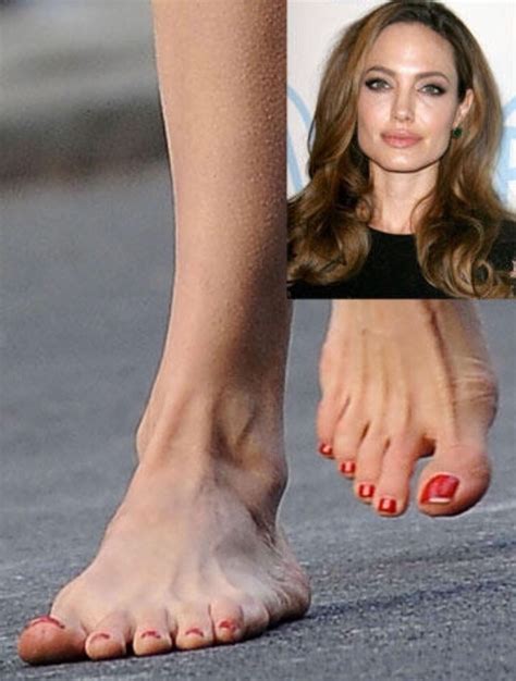 Celebrities With Horrible Feet 💃😖 | Trusper