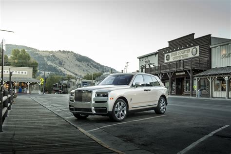 Rolls-Royce Cullinan demand outstrips production capacity