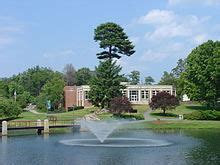 Endicott College - Wikipedia