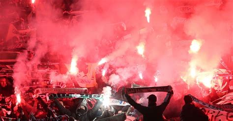Spectacular footage of St Etienne fans setting off flares during Manchester United game at Old ...