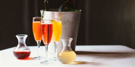 20 Best Champagne Cocktails - Easy Champagne Drink Recipes We Love