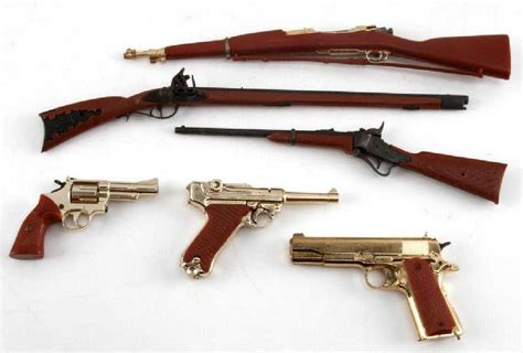 LOT OF 6 MARX VINTAGE MINIATURE GUNS