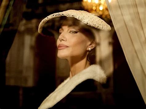 See the First Stills of Angelina Jolie as Maria Callas in Pablo Larraín ...