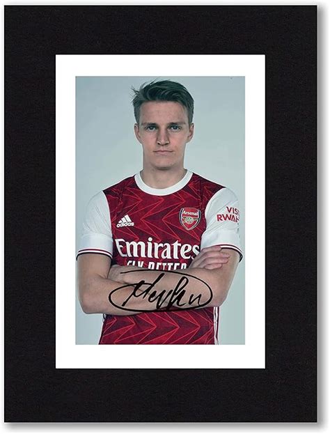 MARTIN ODEGAARD Signed 8x6 Inch Mounted Photo Print With Pre Printed Signature Arsenal Autograph ...