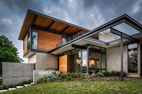 Exclusive Texas Home, Mid-Century Modern Glass and Steel Structure