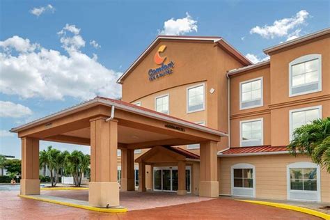 COMFORT INN & SUITES AIRPORT - Updated 2024 Prices & Hotel Reviews (Fort Myers, FL)