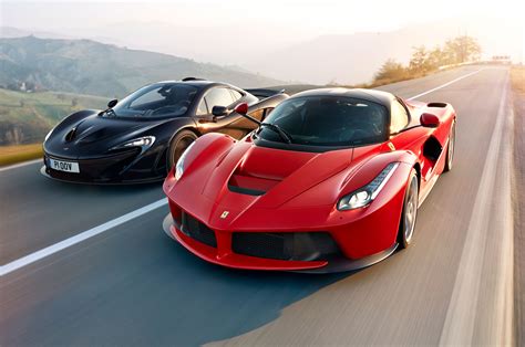 Ferrari Laferrari and Mclaren P1 : r/Autos