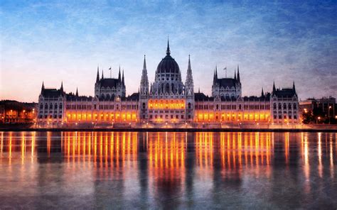 Budapest Night View wallpaper | nature and landscape | Wallpaper Better