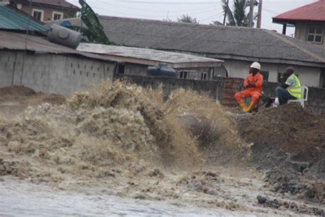 How Lagos flood forced many from their apartments, crippled business activities | The Nation ...