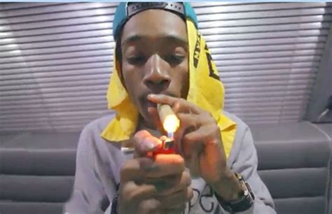 50 Photos of Wiz Khalifa Smoking Weed | Complex