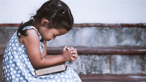 3 Ways to Pray Like a Child | Guideposts