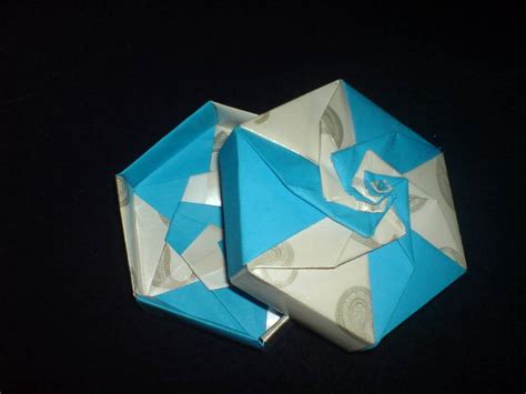 BOX HEXAGON ORIGAMI « EMBROIDERY & ORIGAMI