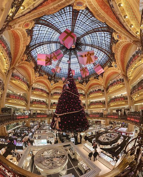 Galeries Lafayette - Things to do in Paris