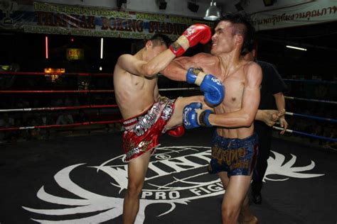 Thai Kick Boxing Fights: Chiang Mai's Action-Packed Entertainment