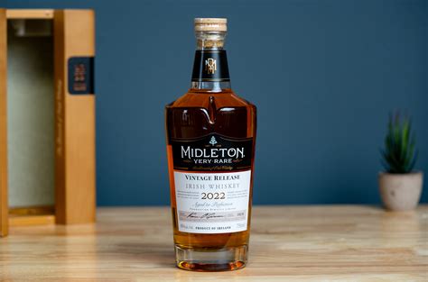 Midleton Very Rare 2022 Review | Whiskey Raiders