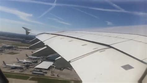 VIDEO Emirates A380 Takeoff from Heathrow - AIRLIVE