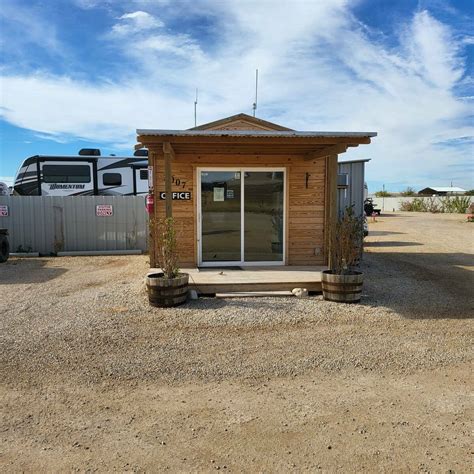 Country RV Park - 12 Photos, 5 Reviews - Carlsbad, NM - RoverPass