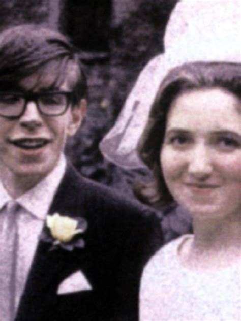 Hawking’s ex-wife slams biopic errors | Sunshine Coast Daily