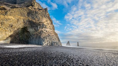 Reynisfjara black beach and Halsanefshellir basalt cave - YouTube