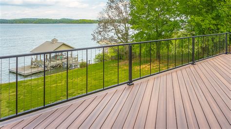 Aluminum Railing is Trending as Homeowners’ Choice for Outdoor Living Spaces