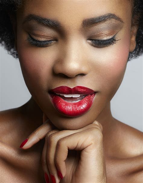 15 gorgeous black women in red lipstick – Afroculture.net