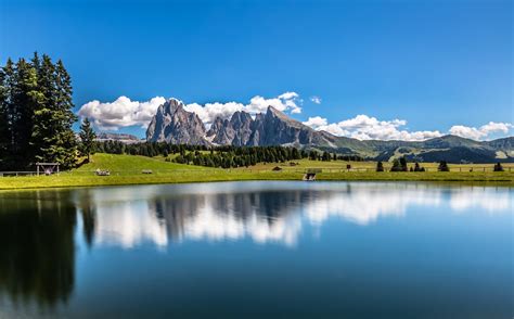 Alpe di Siusi (Seiser Alm), Dolomites, Italy by Europe Trotter on 500px | Italy landscape ...