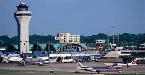 Lambert-St. Louis International Airport Airlines | List of Airlines ...