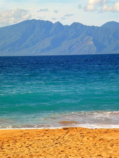 Paradise Beach by George Sig | 500px | Beautiful beach vacations, Maui travel, Hawaii landscape