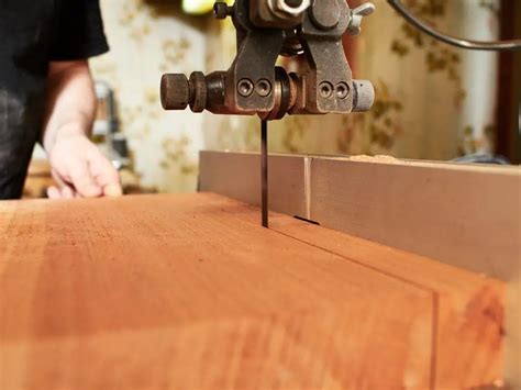 30 Awesome Bandsaw Projects: Quick, Easy and Fun DIY Video Tutorials