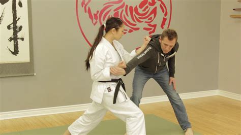 √完了しました！ self defense techniques for women 226350-Escape techniques for women's self defense