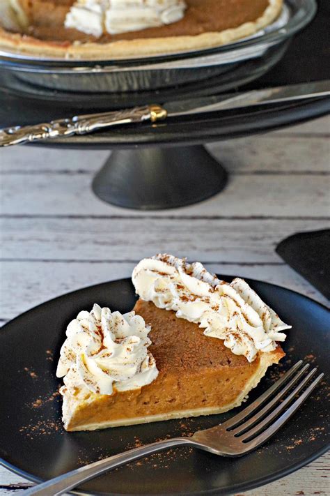 Prize Pumpkin Pie (with canned pumpkin) - Food Meanderings