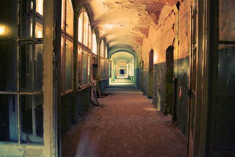 Brown Wooden Door Inside Abandoned Room · Free Stock Photo