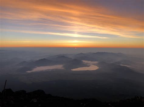 Sunrise at the summit of Mt. Fuji : r/Mountaineering