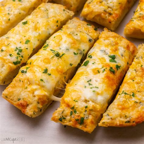 Cheesy Garlic Bread - The Recipe Rebel