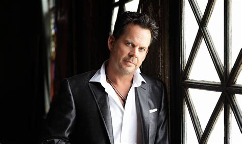 Gary Allan "Every Storm (Runs Out Of Rain)" Video & Lyrics