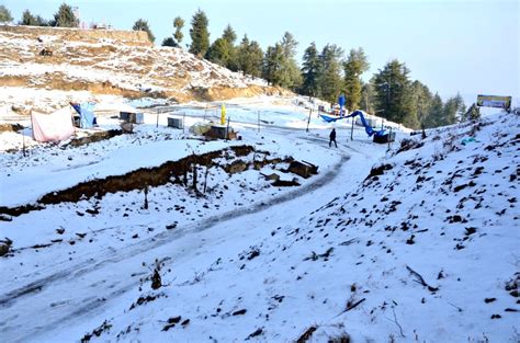 Shimla receives the first snow of the season