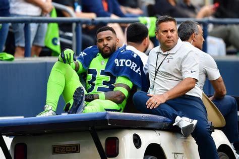 Jamal Adams suffers ‘serious’ quad injury in Seahawks’ upset win over ...