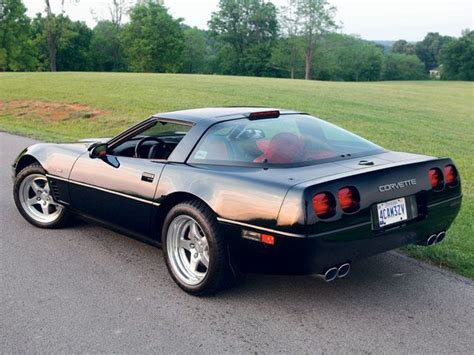 1995 Chevrolet Corvette - Information and photos - MOMENTcar