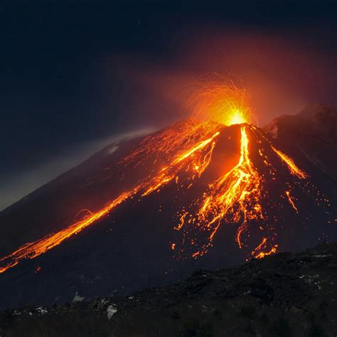 Gambar Gunung Berapi - Indonesia Hebat