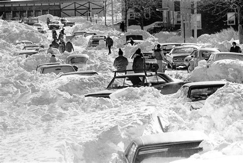 10 Rare Photos from The Blizzard of ’82 You’ve Probably Never Seen Before | Winter scenes ...