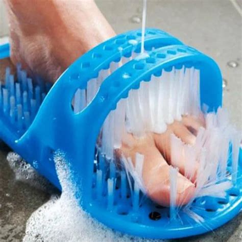 Awesome Foot Scrubber – ToHitTheRoad