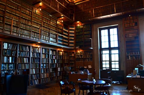 An interior shot of the Rhode Island State House. – Shuttering Moments Photography