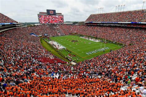 Top 20 college football stadiums you must see in your lifetime | FOX Sports