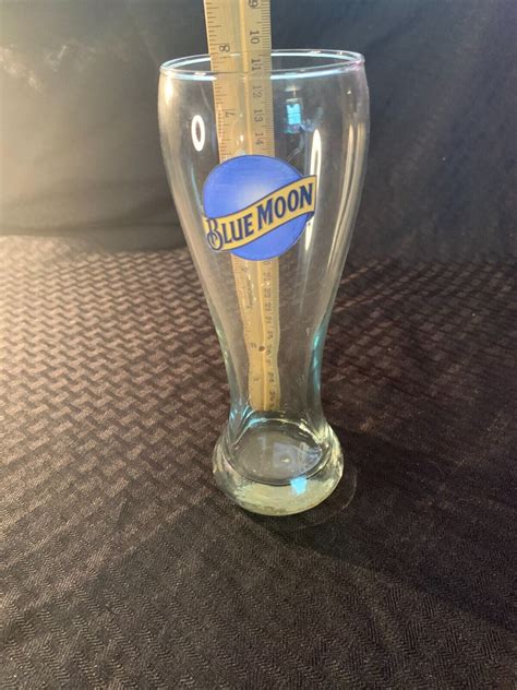 Blue Moon 8" Tall Pilsner Beer Glass 16oz EUC | eBay