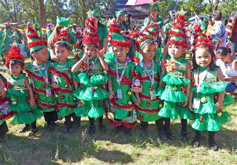 IN PHOTOS: Children dress up in Christmas costumes for '45th Silahis ng Pasko' in Baguio