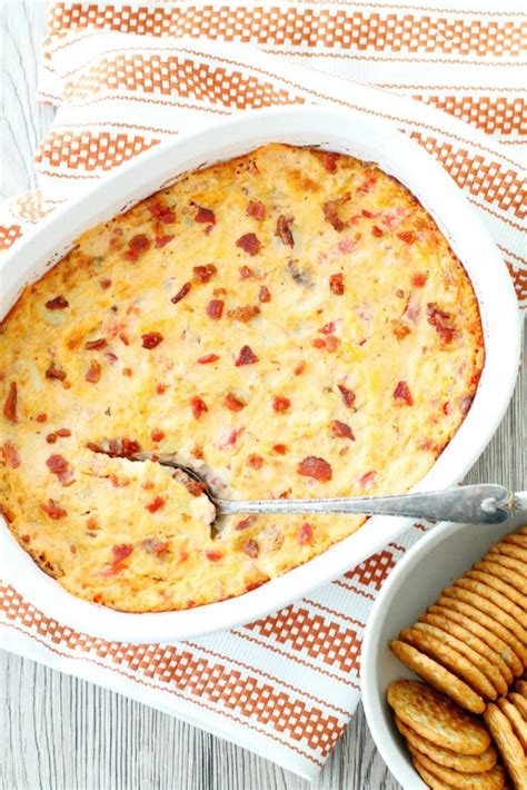 Bacon Tomato Artichoke Dip - Foodtastic Mom