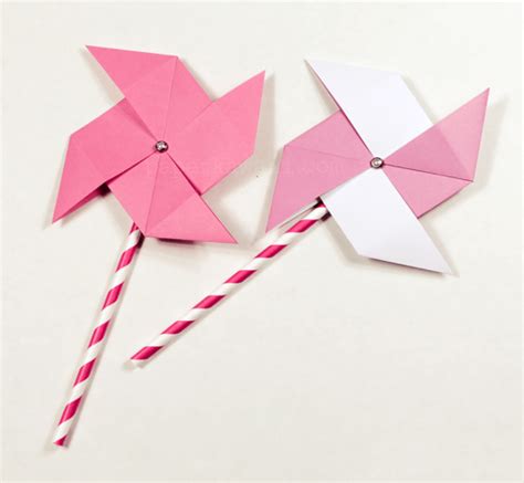 Traditional Pinwheel Origami | Paperized Crafts